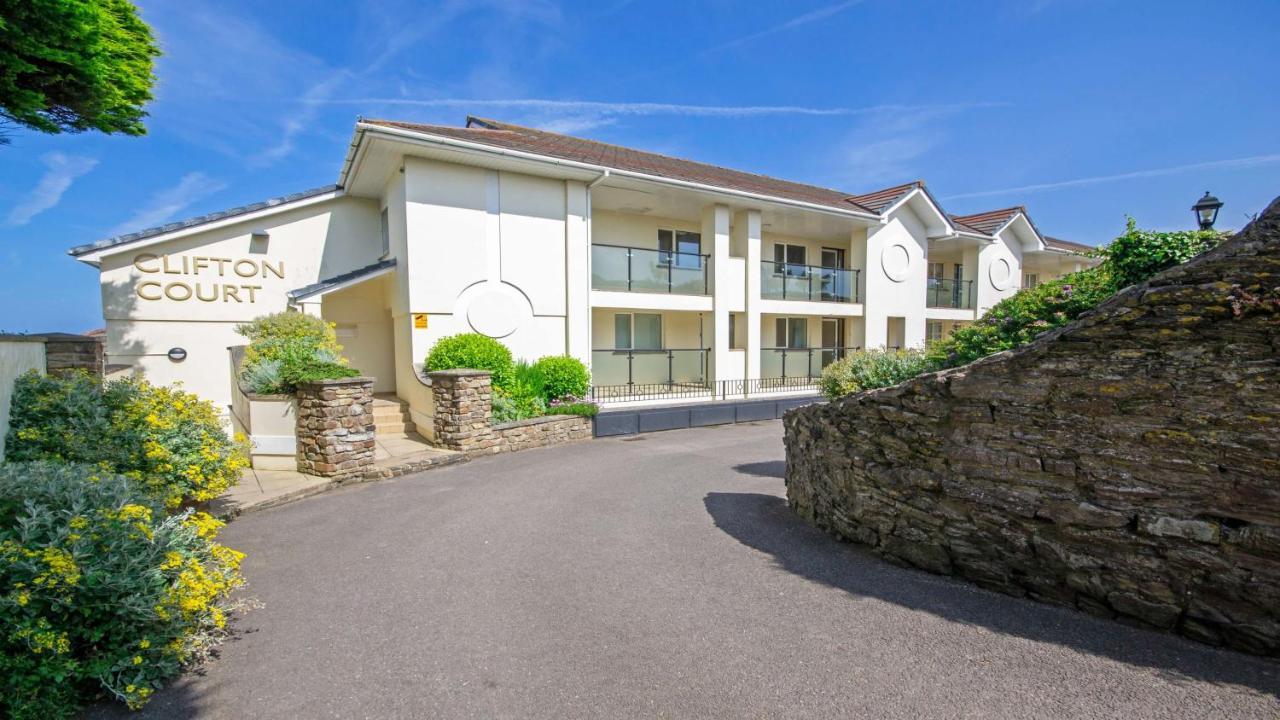 Clifton Court Apt 23 With Seaviews & Heated Pool Leilighet Croyde Eksteriør bilde