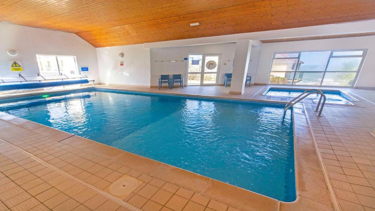 Clifton Court Apt 23 With Seaviews & Heated Pool Leilighet Croyde Eksteriør bilde